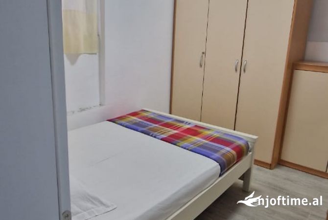 Shtepi me qera 2+1 ne Tirane - 60,000 Leke