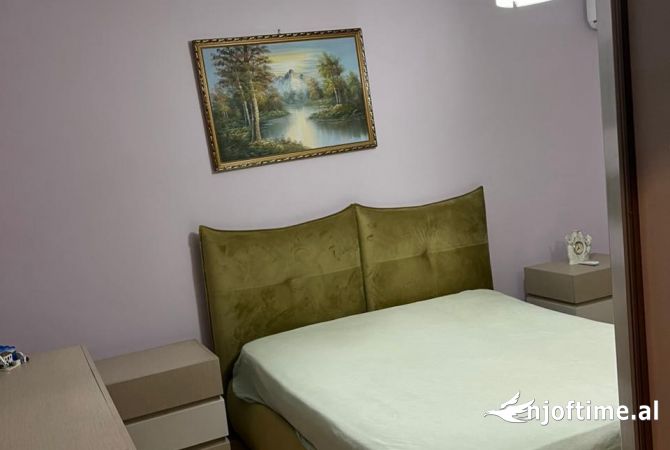 Shtepi me qera 2+1 ne Tirane - 50,000 Leke