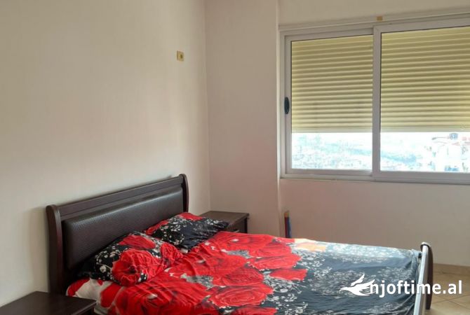 Shtepi me qera 2+1 ne Tirane - 30,000 Leke