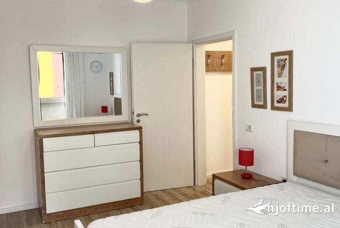 Shtepi me qera 1+1 ne Tirane - 457 Euro