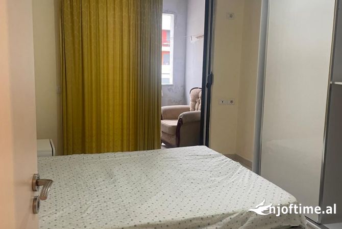 Shtepi me qera 1+1 ne Tirane - 40,765 Leke