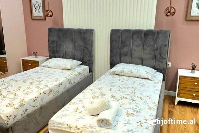 Shtepi me qera 2+1 ne Tirane - 701 Euro