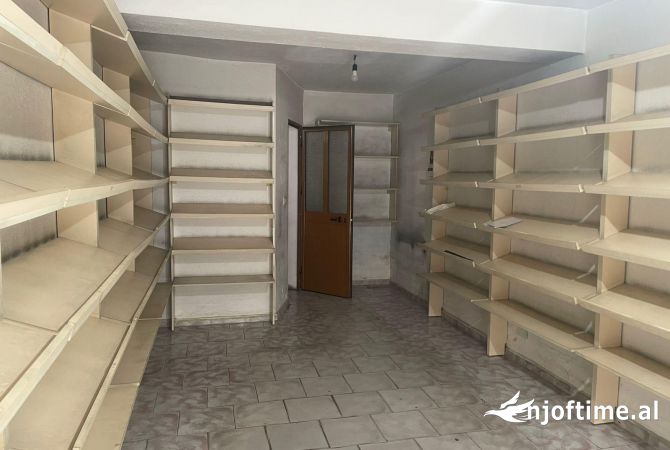 Ambient biznesi me qera 1+1 ne Tirane - 550 Euro
