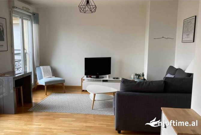Shtepi me qera 2+1 ne Tirane - 490 Euro