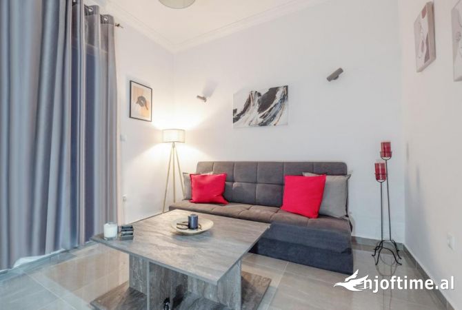 Shtepi me qera 1+1 ne Tirane - 450 Euro