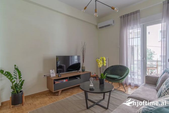 Shtepi me qera 2+1 ne Tirane - 450 Euro