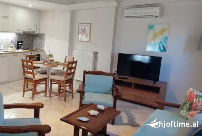 Shtepi me qera 1+1 ne Tirane - 500 Euro