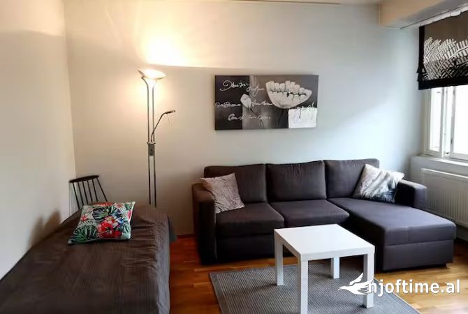 Shtepi me qera 2+1 ne Tirane - 470 Euro