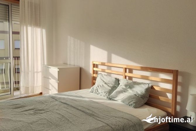 Shtepi me qera 1+1 ne Tirane - 400 Euro
