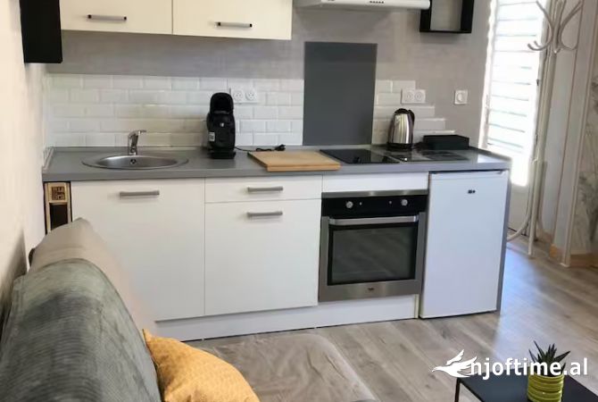 Shtepi me qera 1+1 ne Tirane - 400 Euro
