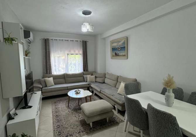 Shtepi me qera 2+1 ne Tirane - 600 Euro