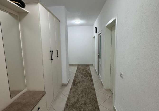 Shtepi me qera Apartament ne Tirane, 2+1, Mobilimi E mobiluar, Pagesa 600  Euro.