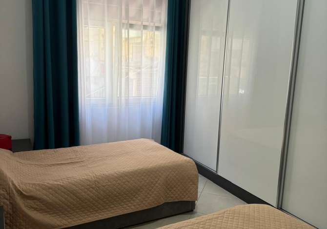 Shtepi me qera Apartament ne Tirane, 2+1, Mobilimi E mobiluar, Pagesa 600  Euro.