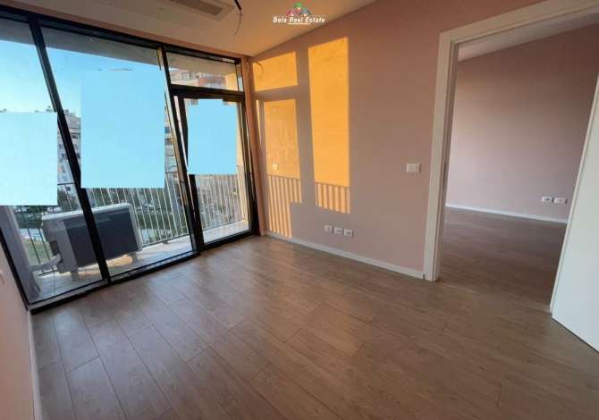 Ambient biznesi me qera 3+1 ne Tirane - 1,000 Euro
