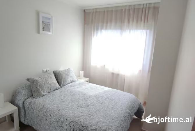 Shtepi me qera 2+1 ne Tirane - 600 Euro