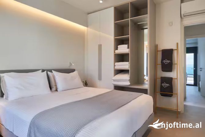 Shtepi me qera 2+1 ne Tirane - 1,250 Euro