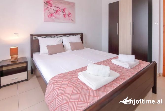 Shtepi me qera 2+1 ne Tirane - 550 Euro