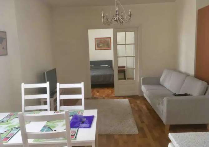 Shtepi me qera 1+1 ne Tirane - 450 Euro