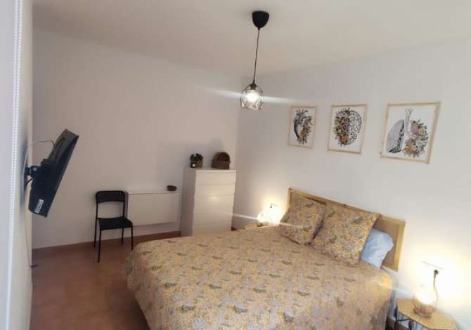 Shtepi me qera 2+1 ne Tirane - 450 Euro