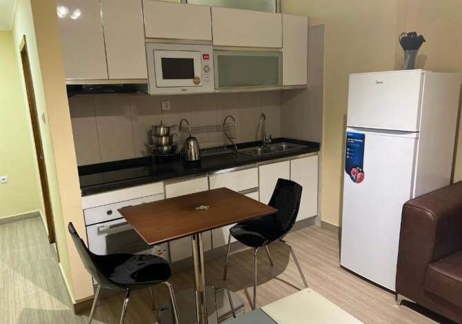 Shtepi me qera 1+1 ne Tirane - 450 Euro