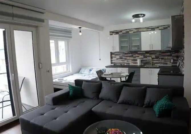 Shtepi me qera 2+1 ne Tirane - 550 Euro