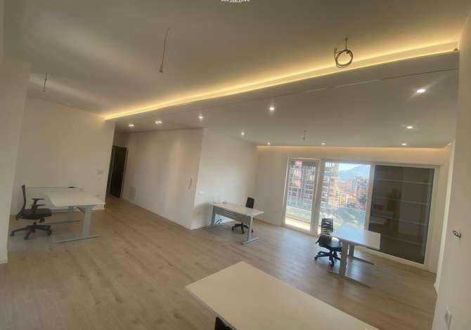 Ambient biznesi me qera 3+1 ne Tirane - 1,600 Euro