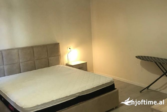 Shtepi me qera 1+1 ne Tirane - 400 Euro