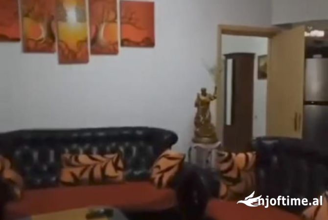 Shtepi me qera 2+1 ne Tirane - 420 Euro