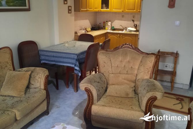 Shtepi me qera 1+1 ne Tirane - 500 Euro