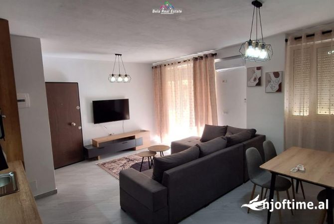 Shtepi me qera 2+1 ne Tirane - 390 Euro