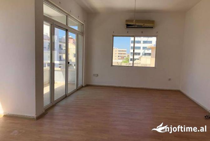 Shtepi ne shitje 2+1 ne Tirane - 123,000 Euro