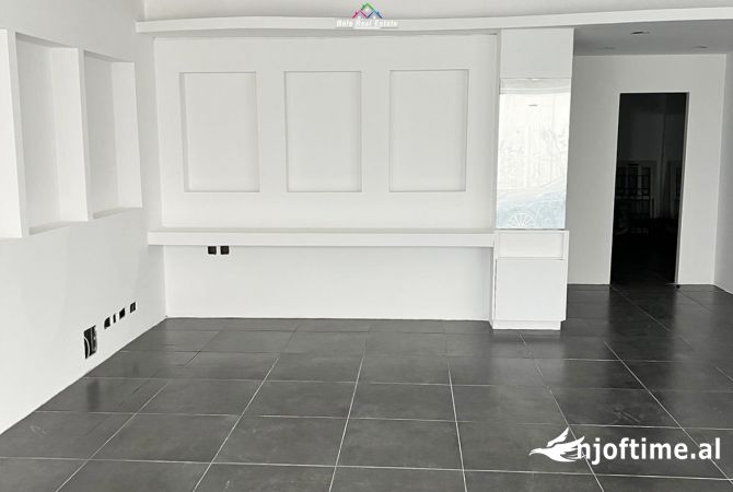 Ambient biznesi me qera 1+1 ne Tirane - 750 Euro