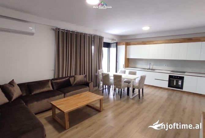 Shtepi me qera 2+1 ne Tirane - 750 Euro