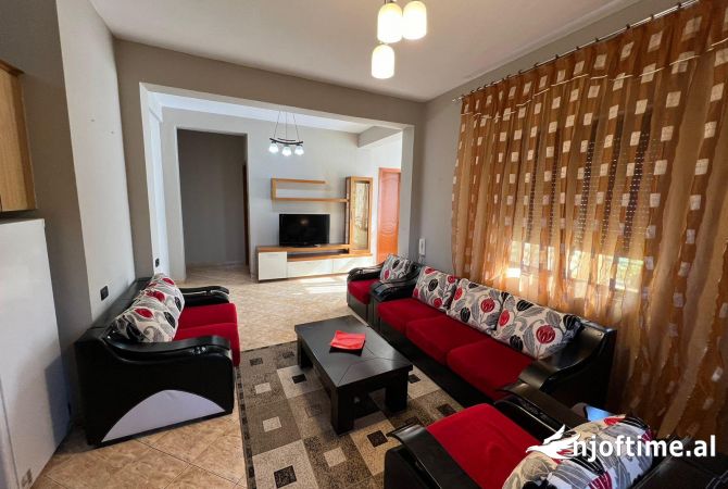Shtepi me qera 2+1 ne Tirane - 700 Euro