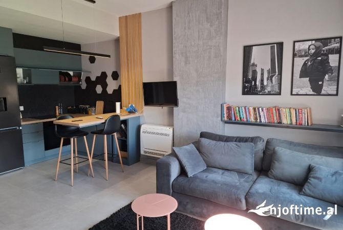 Shtepi me qera 1+1 ne Tirane - 750 Euro