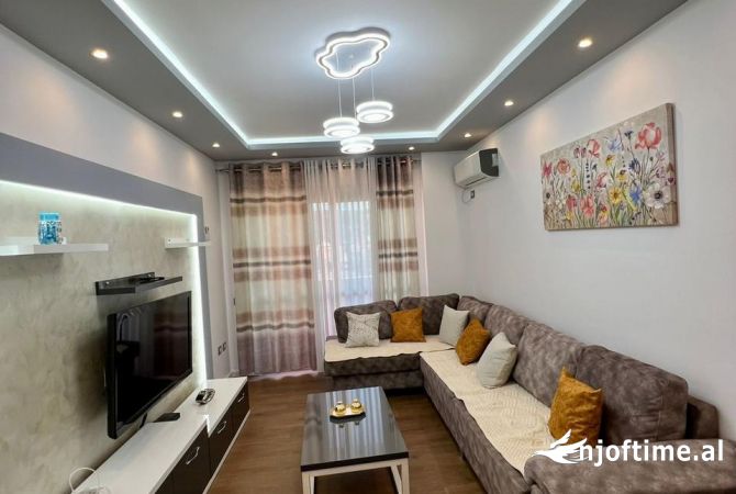 Shtepi ne shitje 2+1 ne Tirane - 145,000 Euro