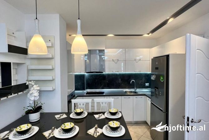 Shtepi ne shitje 2+1 ne Tirane - 145,000 Euro