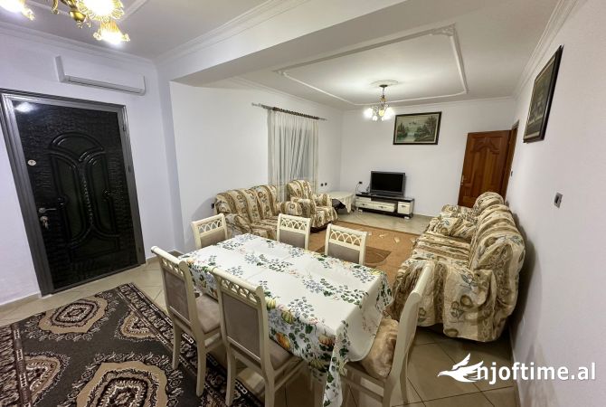 Shtepi me qera 2+1 ne Tirane - 600 Euro