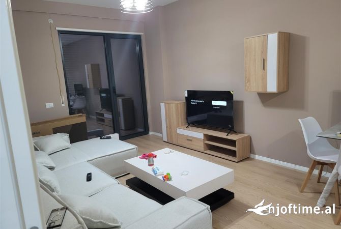 Shtepi me qera 1+1 ne Tirane - 500 Euro
