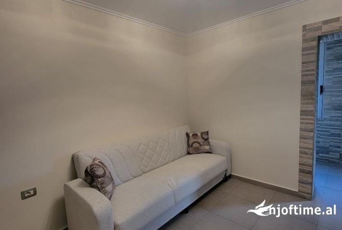 Shtepi me qera 1+1 ne Tirane - 500 Euro