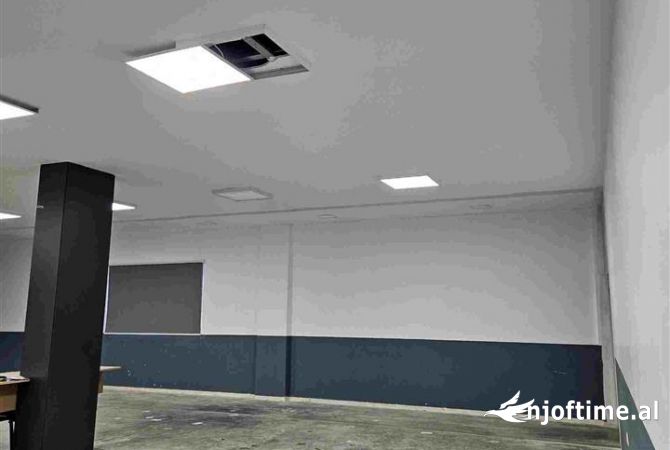 Ambient biznesi me qera 4+1 ne Tirane - 1,200 Euro