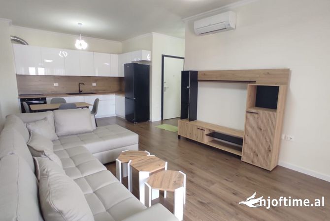 Shtepi me qera 1+1 ne Tirane - 600 Euro