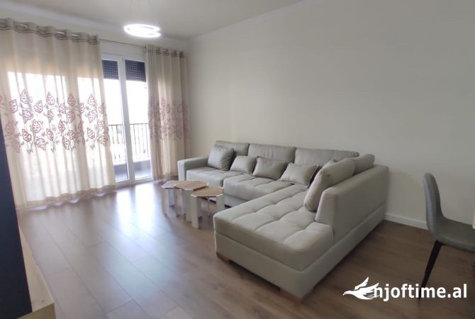 Shtepi me qera 1+1 ne Tirane - 600 Euro