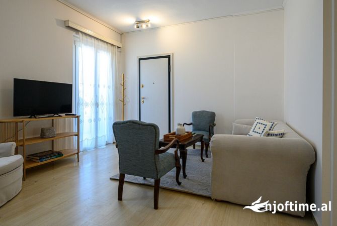 Shtepi me qera 2+1 ne Tirane - 500 Euro