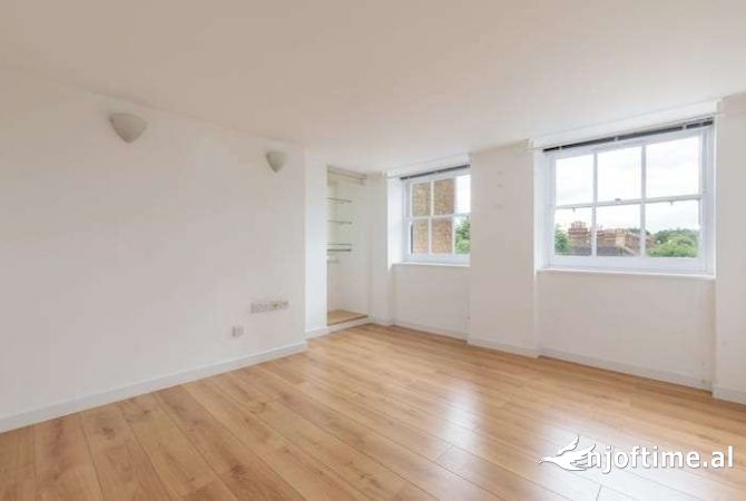 Ambient biznesi me qera 3+1 ne Tirane - 700 Euro