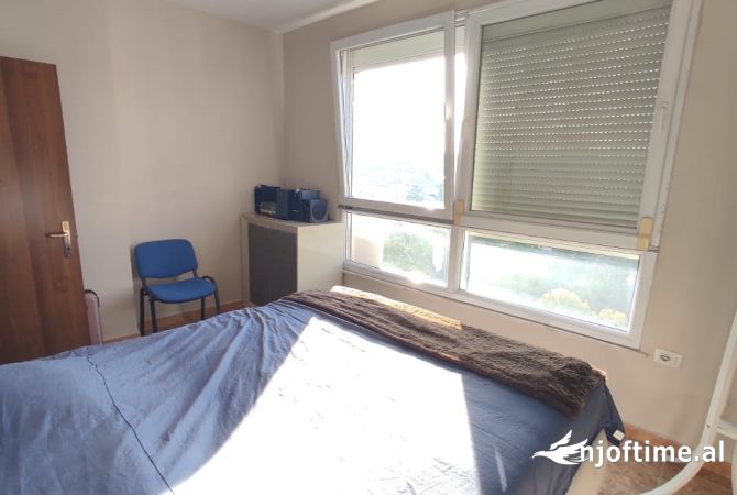 Shtepi me qera Apartament ne Tirane, 2+1, Mobilimi E mobiluar, Pagesa 1,500  Euro.