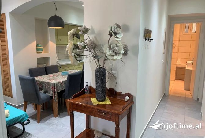 Shtepi me qera 1+1 ne Tirane - 400 Euro