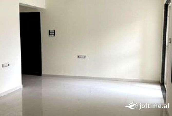 Ambient biznesi me qera 1+1 ne Tirane - 350 Euro
