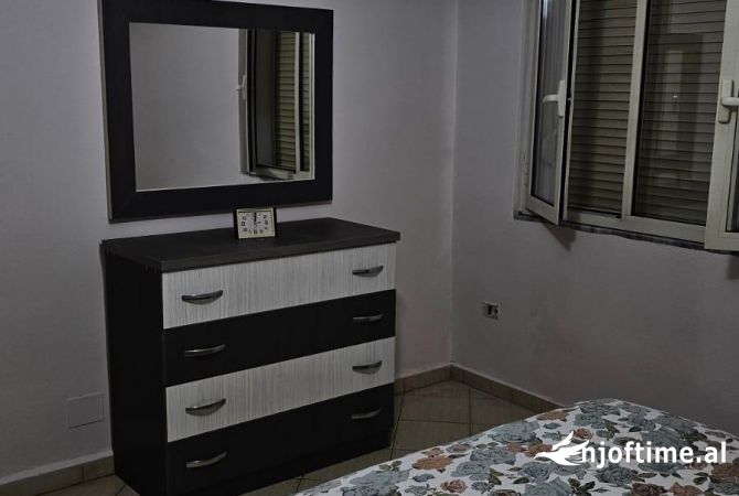 Shtepi me qera 2+1 ne Tirane - 550 Euro