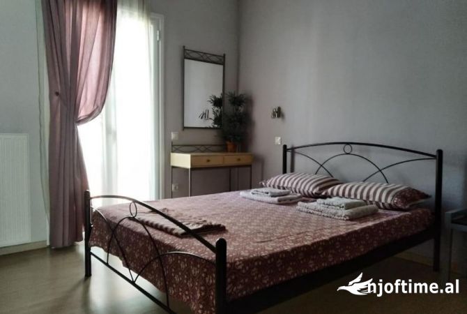 Shtepi me qera 2+1 ne Tirane - 550 Euro